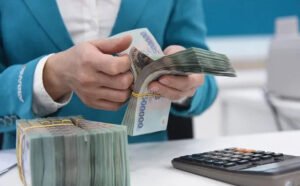 Lãi suất liên ngân hàng tăng mạnh