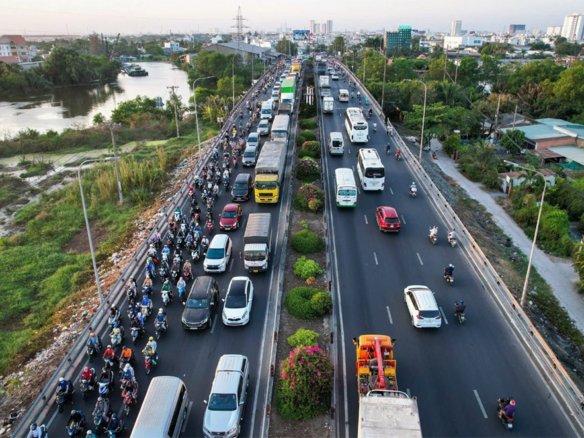 đổi tên quốc lộ hồ chí minh từ homesgreens.com