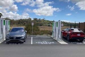 Dùng trí tuệ nhân tạo để chọn chỗ sạc xe điện cho tài xế