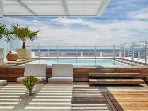 hồ bơi sân thượng từ homesgreens.com