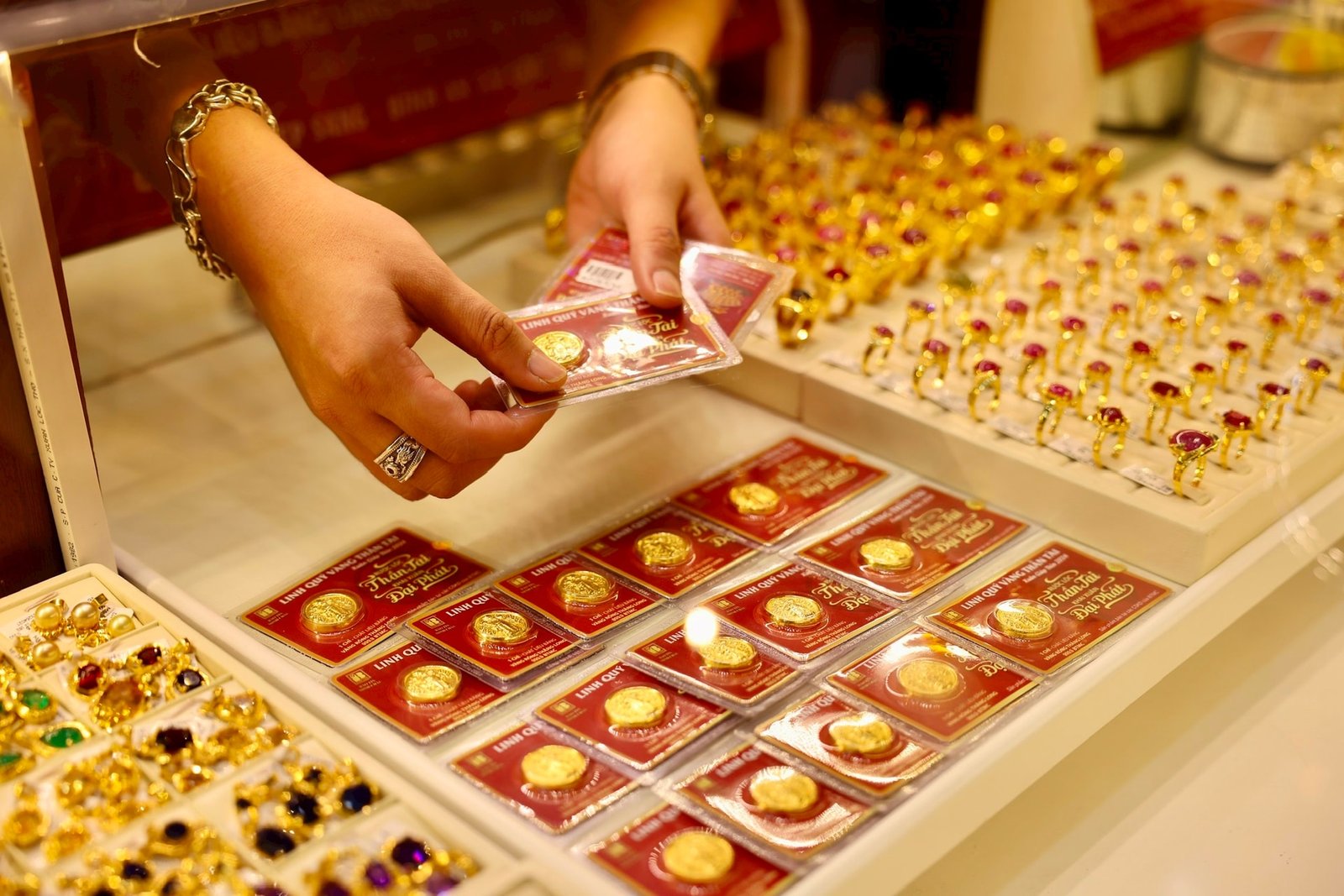 giá Vàng 2025 từ homesgreens.com