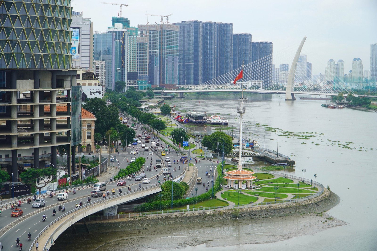 sáp nhập hồ chí minh từ homesgreens.com