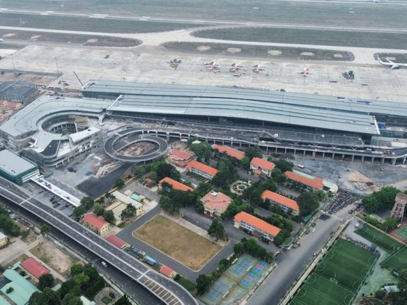 sân bay Tân Sơn Nhất T3 từ homesgreens.com