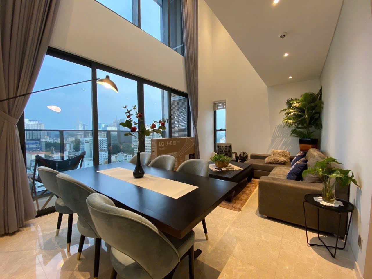 z7703295093258_ecaa8013e227bf8f79e6c39a9c2955aa